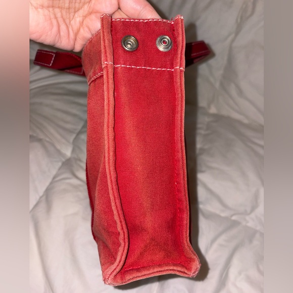 RED HERMÈS TOTE Deauville PM - Picture 9 of 17